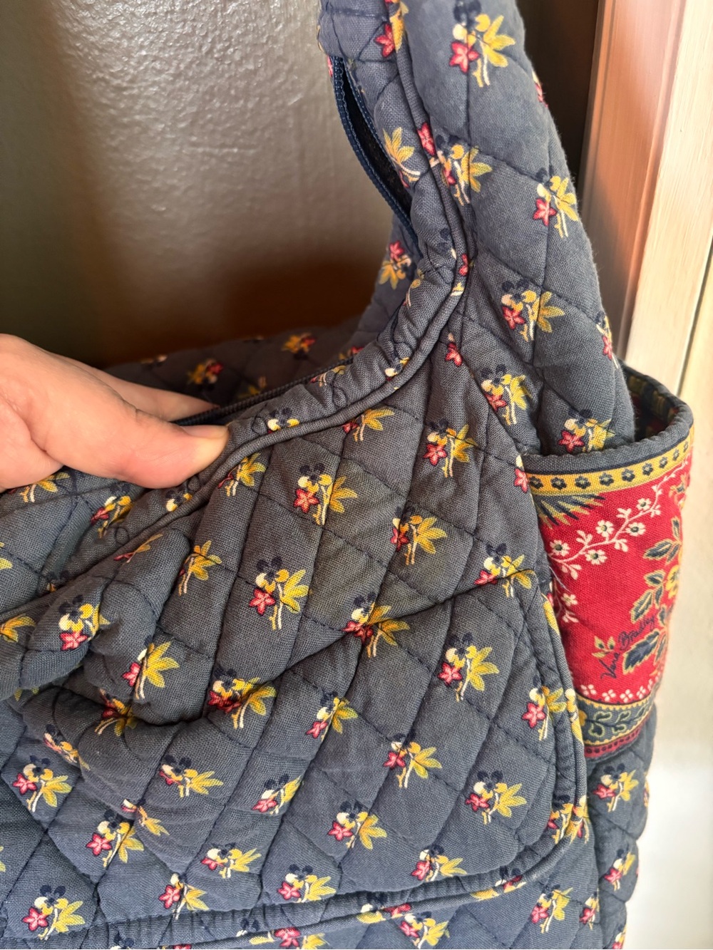 Vera Bradley Carry All in Emily - Picture 3 of 7